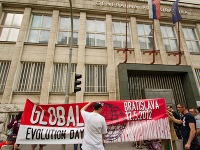 Nenásilný protest Occupy GP