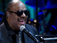 Stevie Wonder dnes oslavuje svoje 62. narodeniny