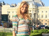 Marianna Ďurianová so zaguľateným bruškom. Marianna Ďurianová so zaguľateným bruškom.