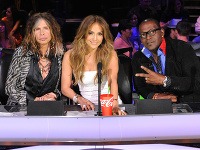 Steven Tyler, Jennifer Lopez a Randy Jackson ako porotcovia