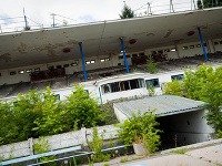 Bývalý futbalový štadión ŠK Slovan v Bratislave na Tehelnom poli.