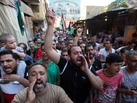 Prostestujúci dav v Palestíne Prostestujúci dav v Palestíne