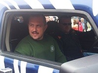 Kotleba v policajnom aute Kotleba v policajnom aute
