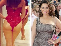 Kelly Brook vystavila na obdiv svoj sexi zadoček v dráždivom korzete.