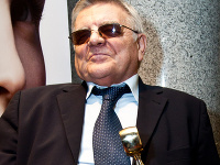 Herec Stano Dančiak nemá ľahký osud. Herec Stano Dančiak nemá ľahký osud.