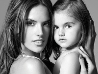 Alessandra Ambrosio s dcérkou Anjou pózujú pre módnu značku