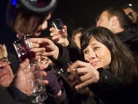 Nové mladé víno z Francúzska, Nouveau Beaujolais, sa aj v roku 2012 dostalo v tretí novembrový štvrtok do predaja