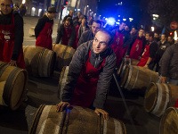 Nové mladé víno z Francúzska, Nouveau Beaujolais, sa aj v roku 2012 dostalo v tretí novembrový štvrtok do predaja