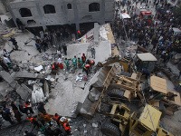 Pásmo Gazy sa po útokoch Izraela mení na trosky.