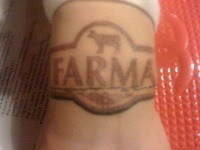 Jane Kállayovej Farma prirástla tak k srdcu, že si jej logo nechala vytetovať na zápästie. 