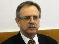Pavel Sadloň Pavel Sadloň