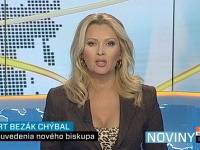Adriana Kmotríková mala mať pracovný celý víkend. V Novinách sa však objavila len v sobotu. 