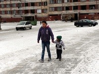 Aj deti na Luníku potrebujú vzdelanie Aj deti na Luníku potrebujú vzdelanie