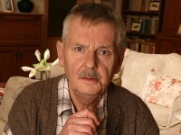 Juraj Slezáček je obľúbený aj vďaka seriálu Panelák. 