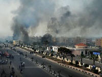 Tri provincie v Egypte zachvátili masové demonštrácie a násilnosti