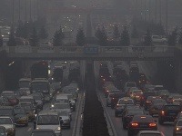 Peking bojuje so smogom