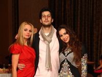 Tomáš a Kristína sa zabávali na nedávnej párty v spoločnosti hereckej kolegyne a kamarátky Mileny Minichovej. 