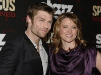 Liam McIntyre a Lucy Lawless