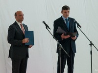 Jančula (vpravo) pri otváraní nového terminálu Jančula (vpravo) pri otváraní nového terminálu