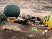 Balón v Egypte krátko pred štartom