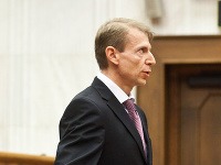 Poslanec Daniel Duchoň je šéfom finančného výboru parlamentu. 
