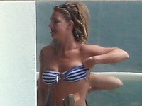 Britney Spears v bikinách
