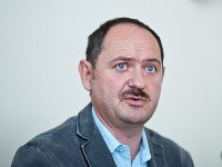 Zsolt Simon Zsolt Simon