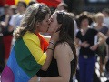 ČR: Registrované partnerstvo homosexuálov je stálejšie ako manželstvo