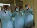 Na boj s epidémiou treba v západnej Afrike ďalších 5-tisíc zdravotníkov