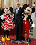 Michael Eisner sa môže pýšiť svojou hviezdou na Chodníku slávy