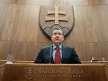 Prípad možného vyzradenia bankového tajomstva pokračuje: Sťažnosti Lipšica a Grendela skúma prokurátor
