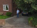 Manželke sľúbil, že s tým prestane: Google Street View ho nachytal priamo pri čine