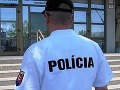 Muži sa dopustili hrubosti, napadli spiacu dvojicu: Za útok im hrozí desaťročné väzenie