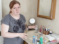 Žena prežíva každodenné peklo: Smrdí ako ryba, je ju cítiť už z chodby