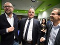 Zľava: Predseda SAS Richard Sulík, kandidát na post predsedu BSK Juraj Droba a podpredseda strany SaS Ľubomír Galko