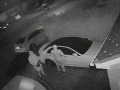 Prišli, otvorili a odišli: Polícia zverejnila varovné VIDEO krádeže najmodernejšieho mercedesu