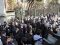 V Iráne zadržali novinárku proreformného denníka: Pripravovala reportáž o protestoch