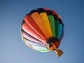 V Nemecku narazil balón do vedenia vysokého napätia: V Essene zase havaroval vetroň