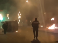 VIDEO Búrlivé demonštrácie v Tunisku: Zásah polície, vyžiadali si prvú obeť