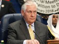 Daeš stále dýcha, rovnaká hrozba: Tillerson uznal, že džihádistov neporazili
