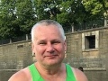 Brutálny útok nožom na muža a dieťa (2) v Česku: Aktérom bol synovec známeho vraha Kajínka