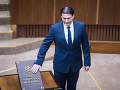 Vznikajúca strana Aliancia volá po jednotnom preukaze o imunite voči KORONAVÍRUSU