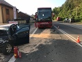 Čelná zrážka auta s Čelná zrážka auta s