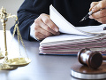 Pojednávanie v prípade vraždy mafiánskeho bossa Sýkoru: Pred súdom štyria obžalovaní