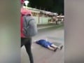 VIDEO Turista na Malorke to schytal od pouličného predavača: Skončil nevládne na zemi!