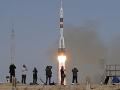 Rusi prehovorili o zlyhaní rakety Sojuz: Príčinou bola zrážka úlomkov
