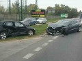 Nehoda pri Bratislave: Kamión sa zrazil s tromi autami