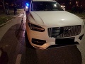 FOTO V Nových Zámkoch išlo o život: Vodič na priechode zrazil dôchodkyňu a dve malé deti