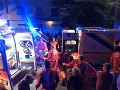 Zábava v nočnom klube sa zmenila na krvavý horor: Po streľbe zomrelo minimálne 15 ľudí