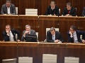 Aj pri novej voľbe Aj pri novej voľbe